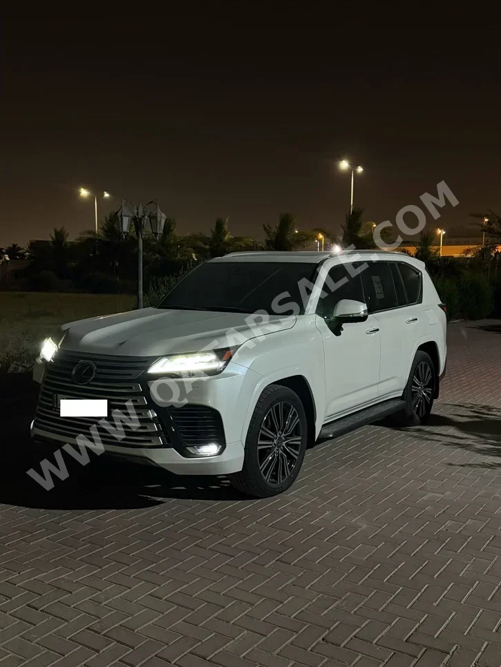 Lexus LX 600 Luxury 2024 Automatic 0 Km 6 Cylinder All Wheel Drive (AWD) SUV White With Warranty
