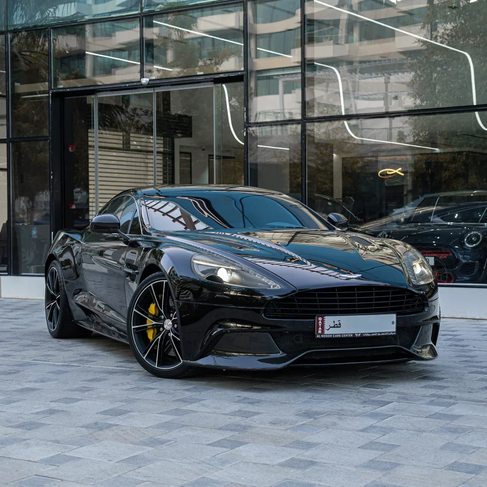 Aston Martin  Vanquish  2018  Automatic  61,000 Km  12 Cylinder  Rear Wheel Drive (RWD)  Coupe / Sport  Black