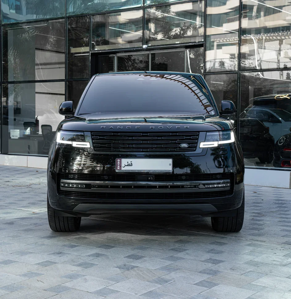 Land Rover Range Rover HSE 2025 Automatic 18,000 Km 8 Cylinder Four Wheel Drive (4WD) SUV Black With Warranty