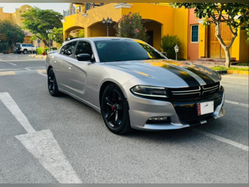 Dodge Charger RT 2015 Automatic 140,000 Km 8 Cylinder Rear Wheel Drive (RWD) Sedan Gray