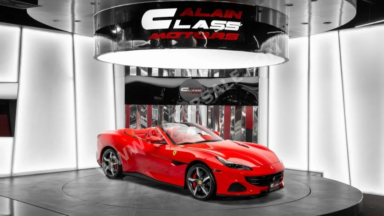 Ferrari  Portofino  2022  Automatic  1,655 Km  8 Cylinder  Rear Wheel Drive (RWD)  Convertible  Red