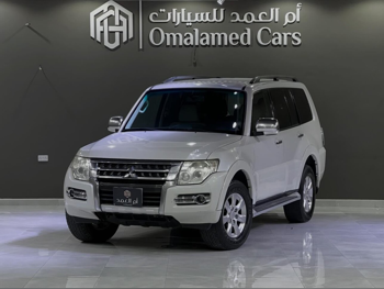 Mitsubishi Pajero GLS 2018 Automatic 176,000 Km 6 Cylinder Four Wheel Drive (4WD) SUV White