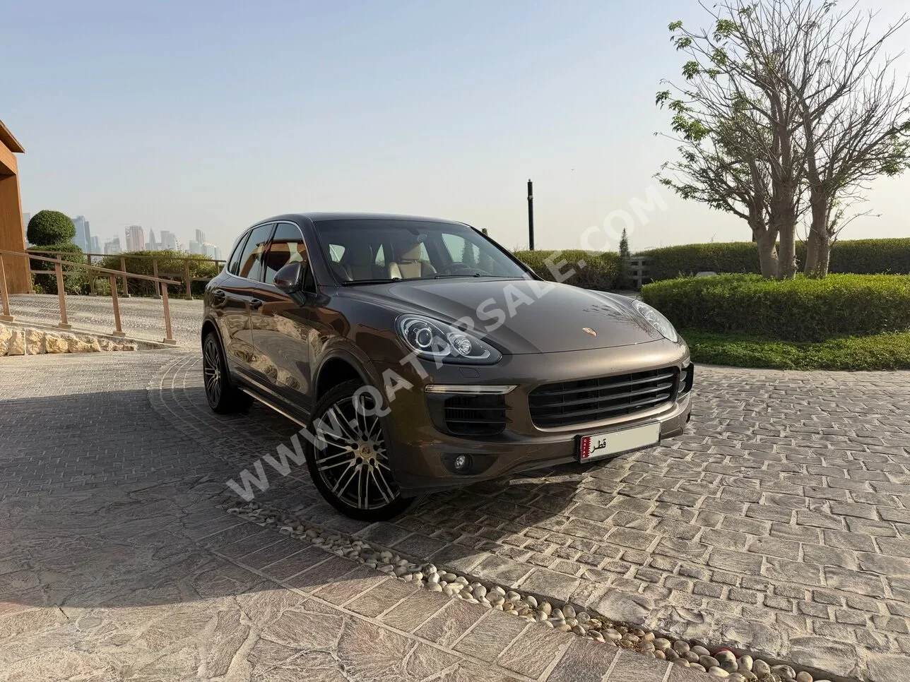 Porsche Cayenne S 2015 Automatic 93,000 Km 6 Cylinder Four Wheel Drive (4WD) SUV Brown