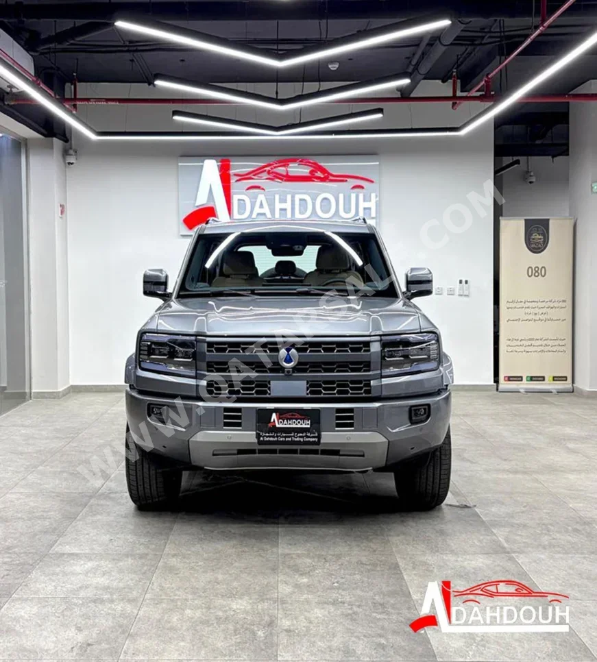 BYD Denza B5 2027 Automatic 0 Km 4 Cylinder Four Wheel Drive (4WD) SUV Gray With Warranty