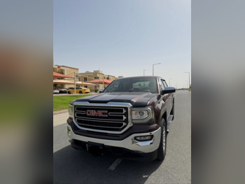 GMC  Sierra  1500  2016  Automatic  157,706 Km  8 Cylinder  Four Wheel Drive (4WD)  Pick Up  Brown  With Warranty