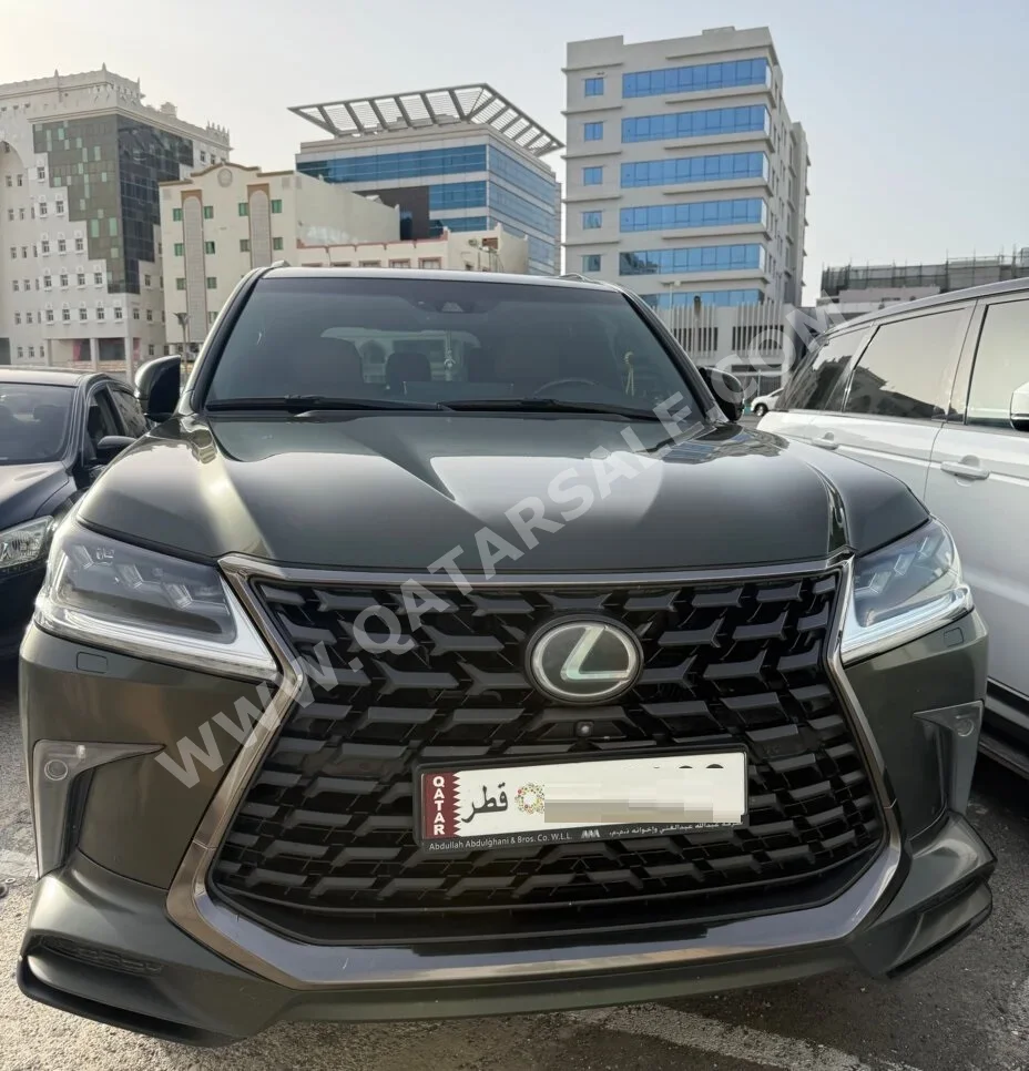 Lexus  LX  570 S Black Edition  2021  Automatic  92,000 Km  8 Cylinder  Four Wheel Drive (4WD)  SUV  Green