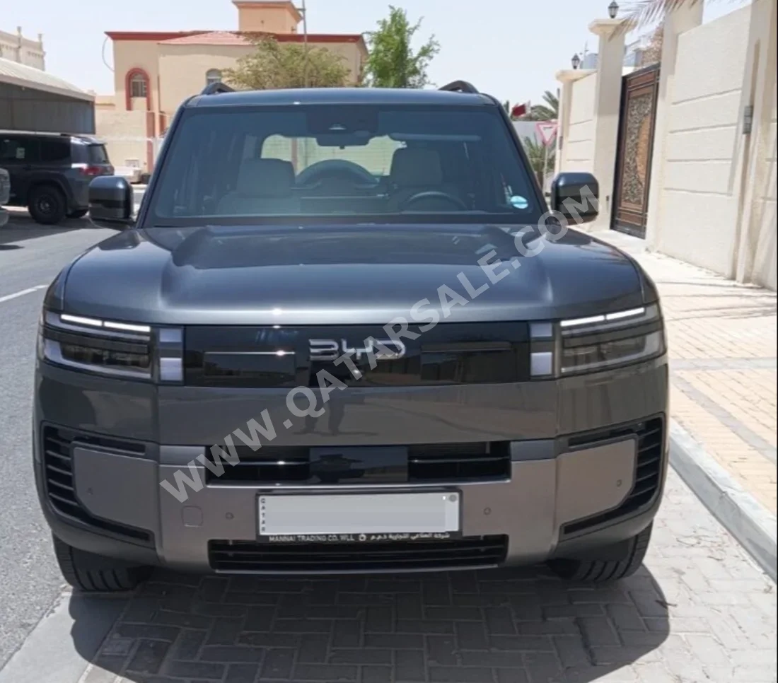 BYD Ti7 deluxe 2027 Automatic 350 Km 4 Cylinder All Wheel Drive (AWD) SUV Gray With Warranty