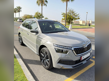 Skoda  Kamiq  2022  Automatic  52,000 Km  4 Cylinder  All Wheel Drive (AWD)  Hatchback  Gray