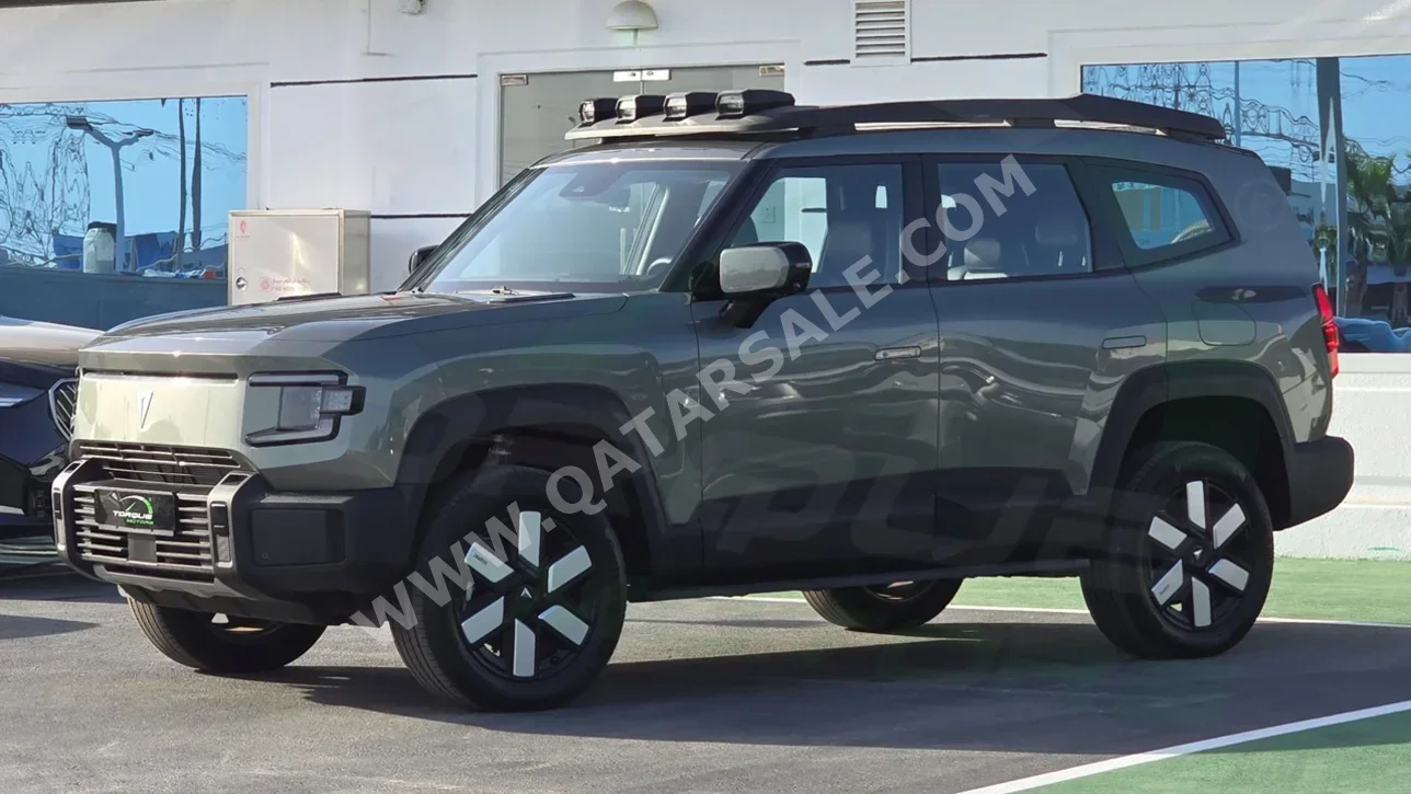 Changan Deepal G318 2024 Automatic 0 Km 4 Cylinder Four Wheel Drive (4WD) SUV Gray
