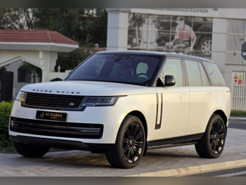 Land Rover  Range Rover  Vogue  Autobiography  2022  Automatic  22,000 Km  8 Cylinder  Four Wheel Drive (4WD)  SUV  White  With Warranty