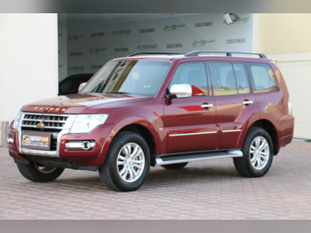 Mitsubishi  Pajero  3.8 Gold Edition  2017  Automatic  94,000 Km  6 Cylinder  Four Wheel Drive (4WD)  SUV  Maroon