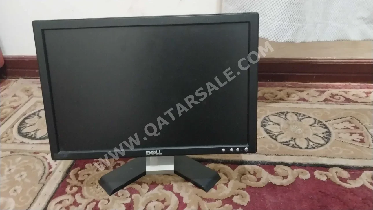 الشاشات ديل \ 20 بوصة أسود