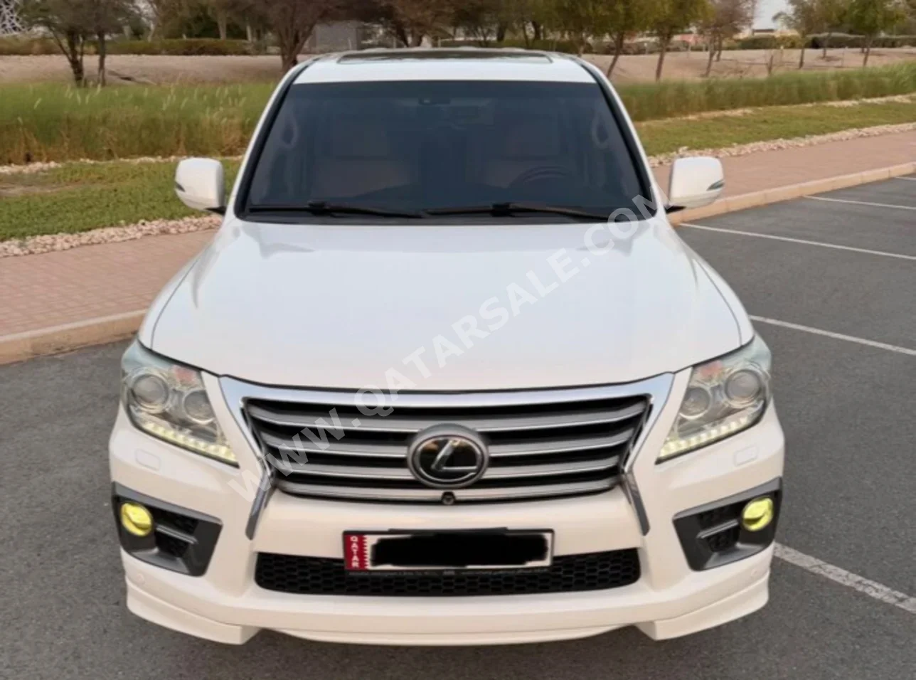 لكزس  ال اكس  570  2013  اوتوماتيك  365,000 كم  8 سلندر  دفع رباعي  اس يو في  أبيض
