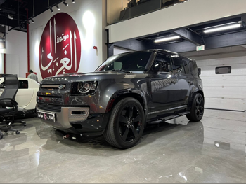 Land Rover  Defender  110 HSE  2025  Automatic  34,000 Km  6 Cylinder  Four Wheel Drive (4WD)  SUV  Carpathian grey  With Warranty