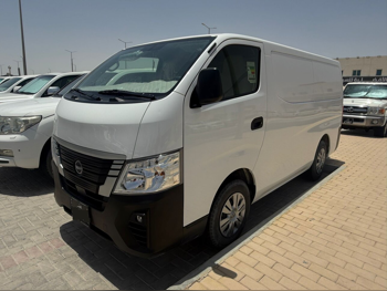 Nissan Urvan 2024 Manual 9,000 Km 4 Cylinder Front Wheel Drive (FWD) Van / Bus White With Warranty