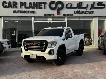 GMC  Sierra  AT4  2020  Automatic  77,000 Km  8 Cylinder  Four Wheel Drive (4WD)  Pick Up  White
