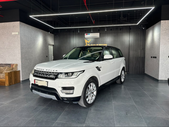 Land Rover  Range Rover  Sport HSE  2017  Automatic  140,000 Km  6 Cylinder  Four Wheel Drive (4WD)  SUV  White