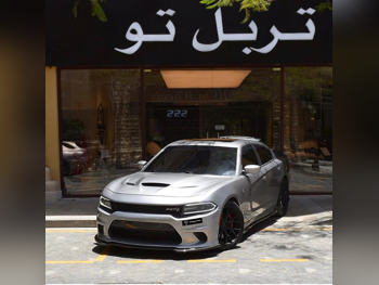 Dodge Charger Hellcat 2016 Automatic 110,417 Km 8 Cylinder Rear Wheel Drive (RWD) Sedan Gray