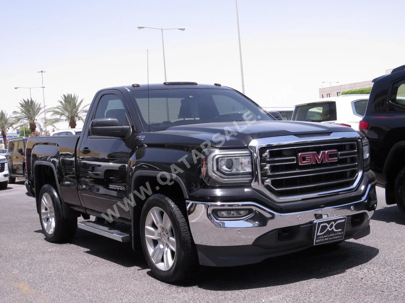GMC Sierra 1500 2016 Automatic 249,000 Km 8 Cylinder Four Wheel Drive (4WD) Pick Up Black