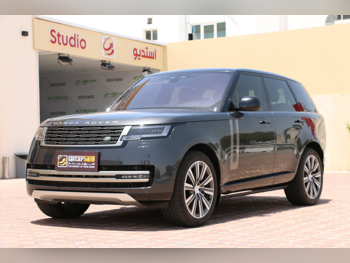 Land Rover Range Rover Vogue HSE 2022 Automatic 63,000 Km 8 Cylinder Four Wheel Drive (4WD) SUV Gray