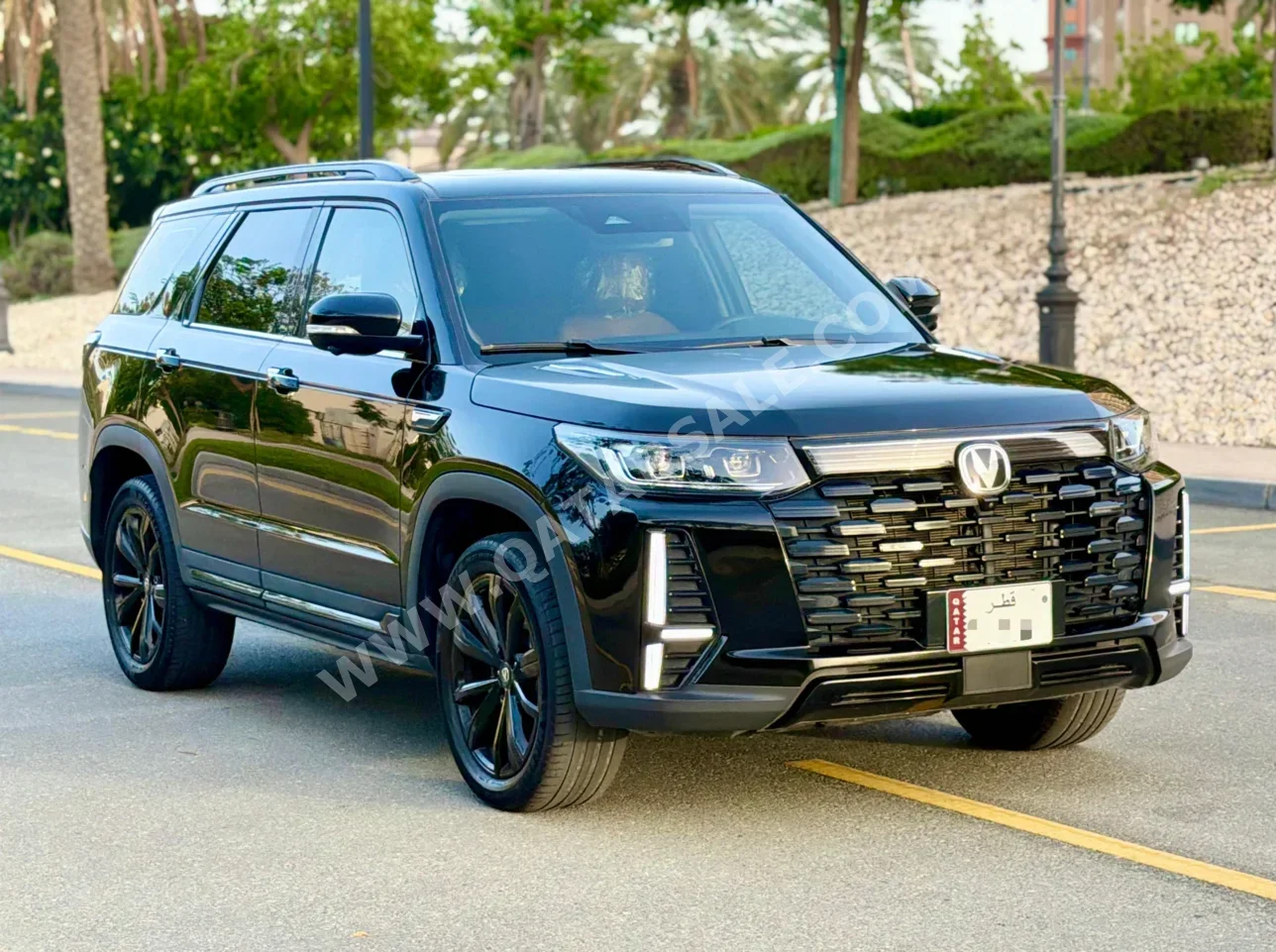 تشانجان سي اس 95 2024 اوتوماتيك 50,000 كم 4 سلندر دفع رباعي اس يو في أسود تحت الضمان
