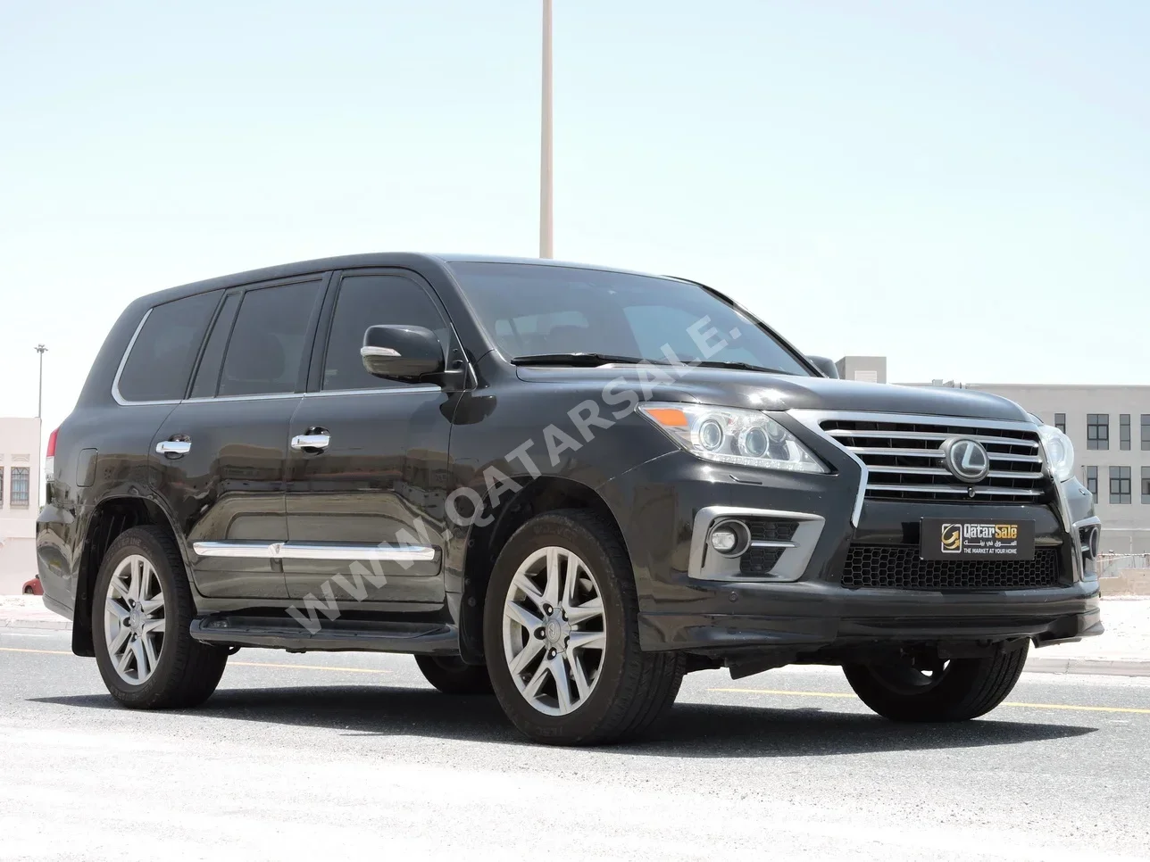 Lexus  LX  570 S  2015  Automatic  186,000 Km  8 Cylinder  Four Wheel Drive (4WD)  SUV  Black