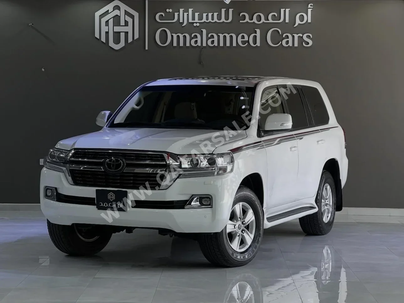 Toyota Land Cruiser GXR 2016 Automatic 180,000 Km 6 Cylinder Four Wheel Drive (4WD) SUV White