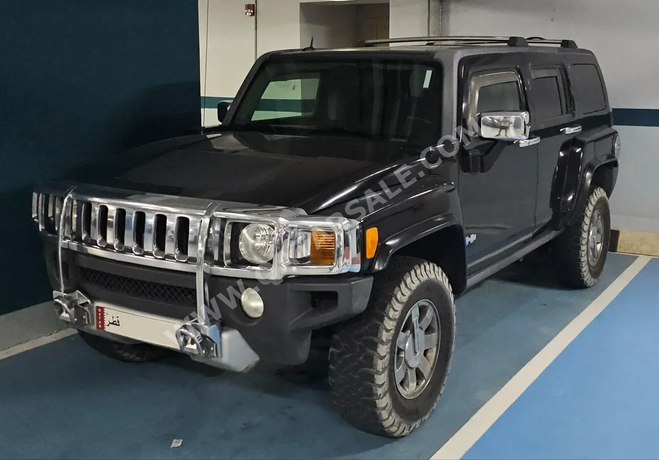 همر  اتش 3  V8  2009  اوتوماتيك  240,000 كم  8 سلندر  دفع رباعي  اس يو في  أسود