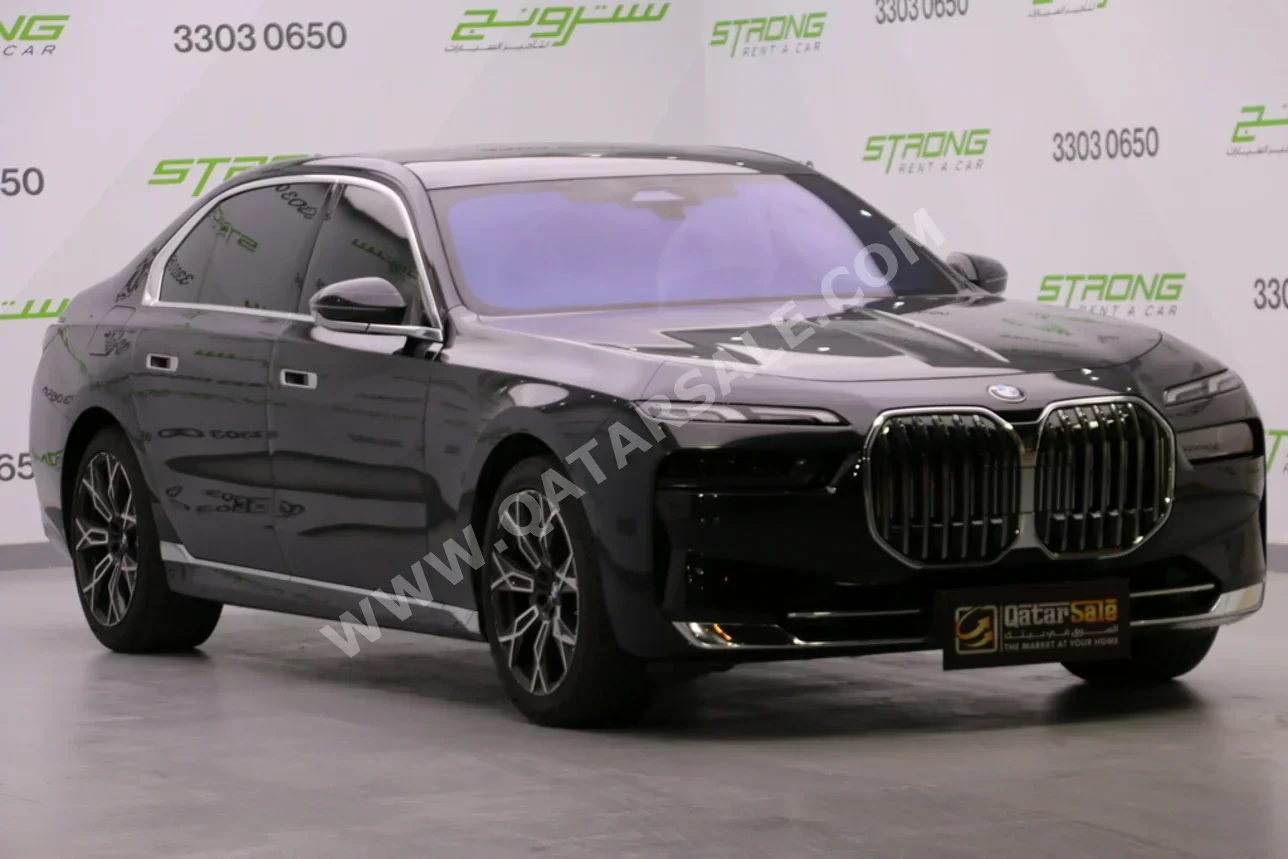 BMW  7-Series  735 i  2023  Automatic  62,000 Km  6 Cylinder  Rear Wheel Drive (RWD)  Sedan  Black