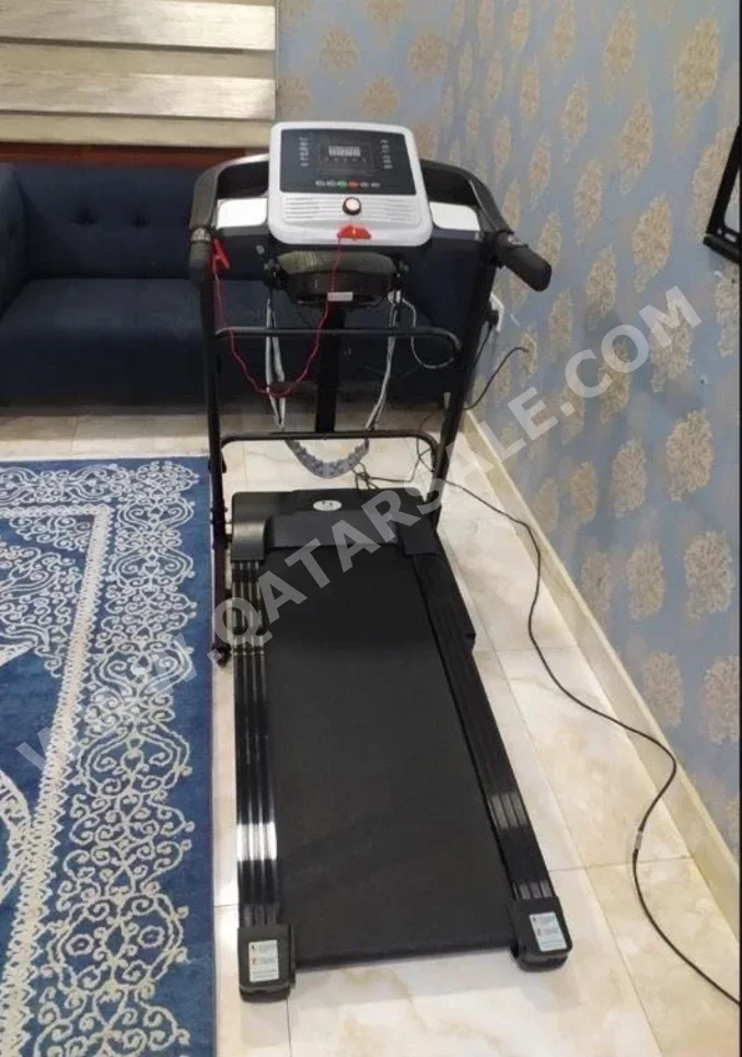 أجهزة اللياقة البدنية - الات المشي