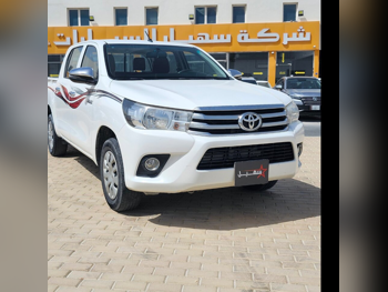 Toyota  Hilux  2022  Manual  102,000 Km  4 Cylinder  Rear Wheel Drive (RWD)  Pick Up  White