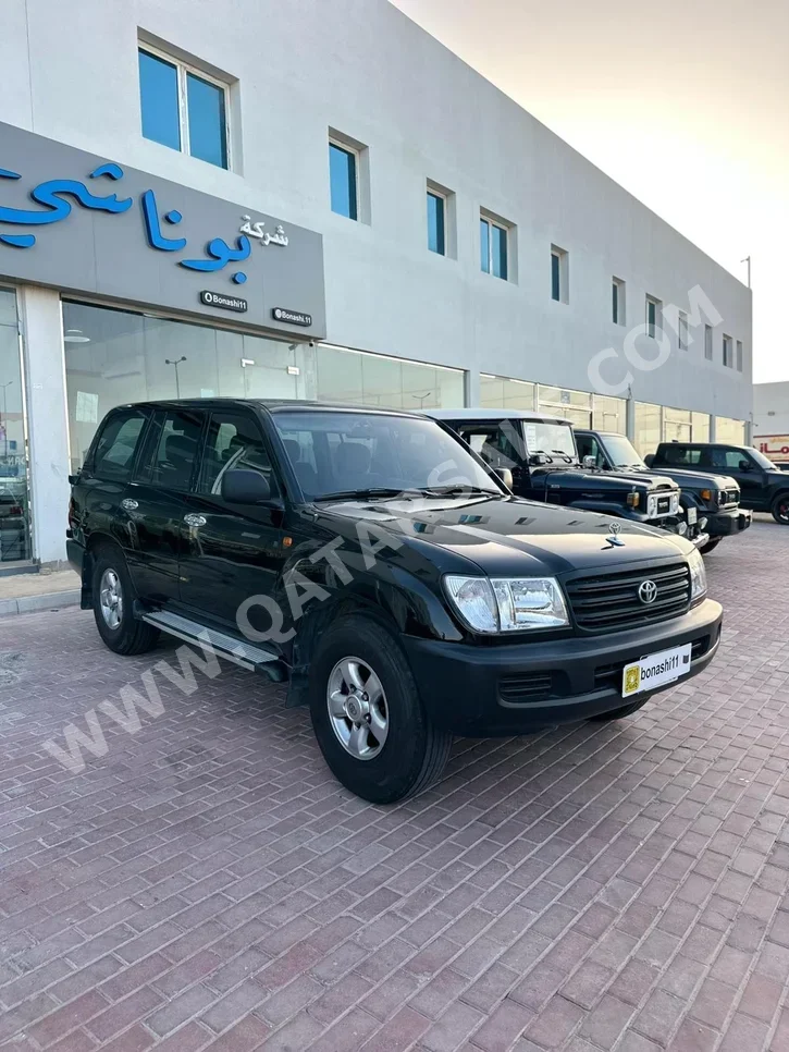 Toyota Land Cruiser G 2006 Manual 19,000 Km 6 Cylinder Four Wheel Drive (4WD) SUV Black