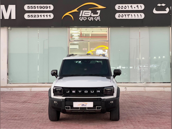 Jetour  T2  Luxury  2025  Automatic  16,500 Km  4 Cylinder  Four Wheel Drive (4WD)  SUV  White  With Warranty