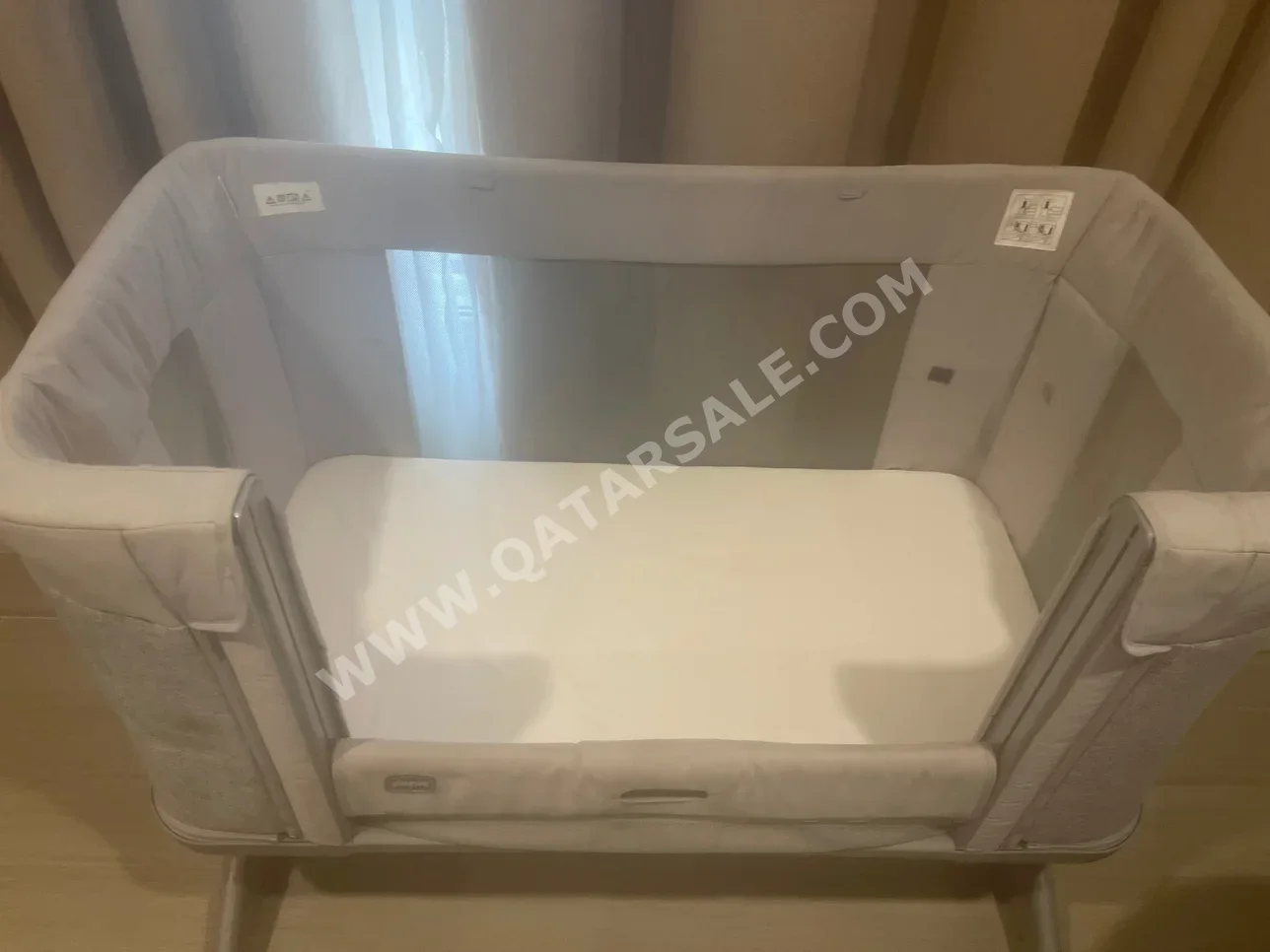 Kids Beds - Baby Crib  - Gray