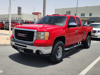 GMC Sierra 2500 HD 2009 Automatic 260,000 Km 8 Cylinder Four Wheel Drive (4WD) Pick Up Red
