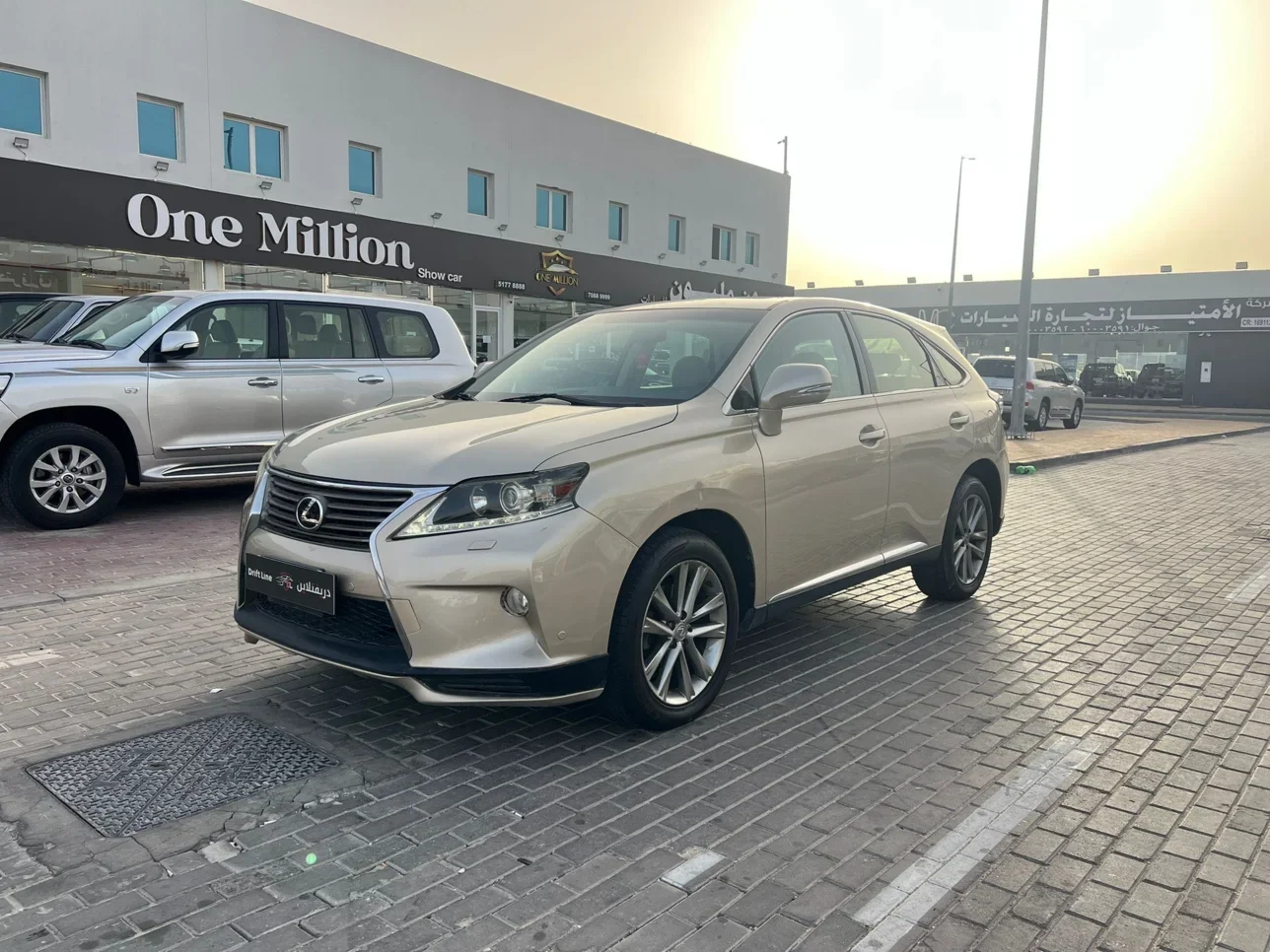 Lexus  RX  350  2014  Automatic  135,000 Km  6 Cylinder  Four Wheel Drive (4WD)  SUV  Gold