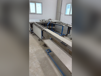 أدوات كهربائية وأدوات يدوية