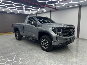 GMC Sierra AT4 2023 Automatic 60,000 Km 8 Cylinder Four Wheel Drive (4WD) Pick Up Gray With Warranty