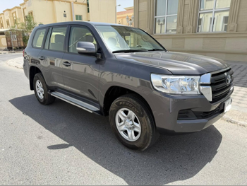 Toyota  Land Cruiser  GX  2020  Automatic  126,000 Km  6 Cylinder  Four Wheel Drive (4WD)  SUV  Gray