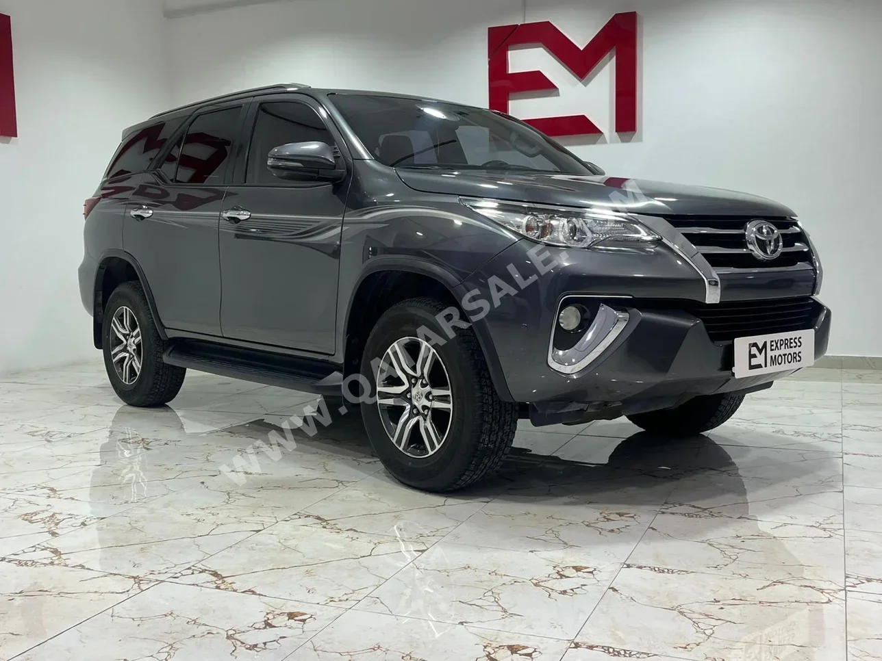 Toyota  Fortuner  2020  Automatic  203,000 Km  4 Cylinder  Four Wheel Drive (4WD)  SUV  Gray