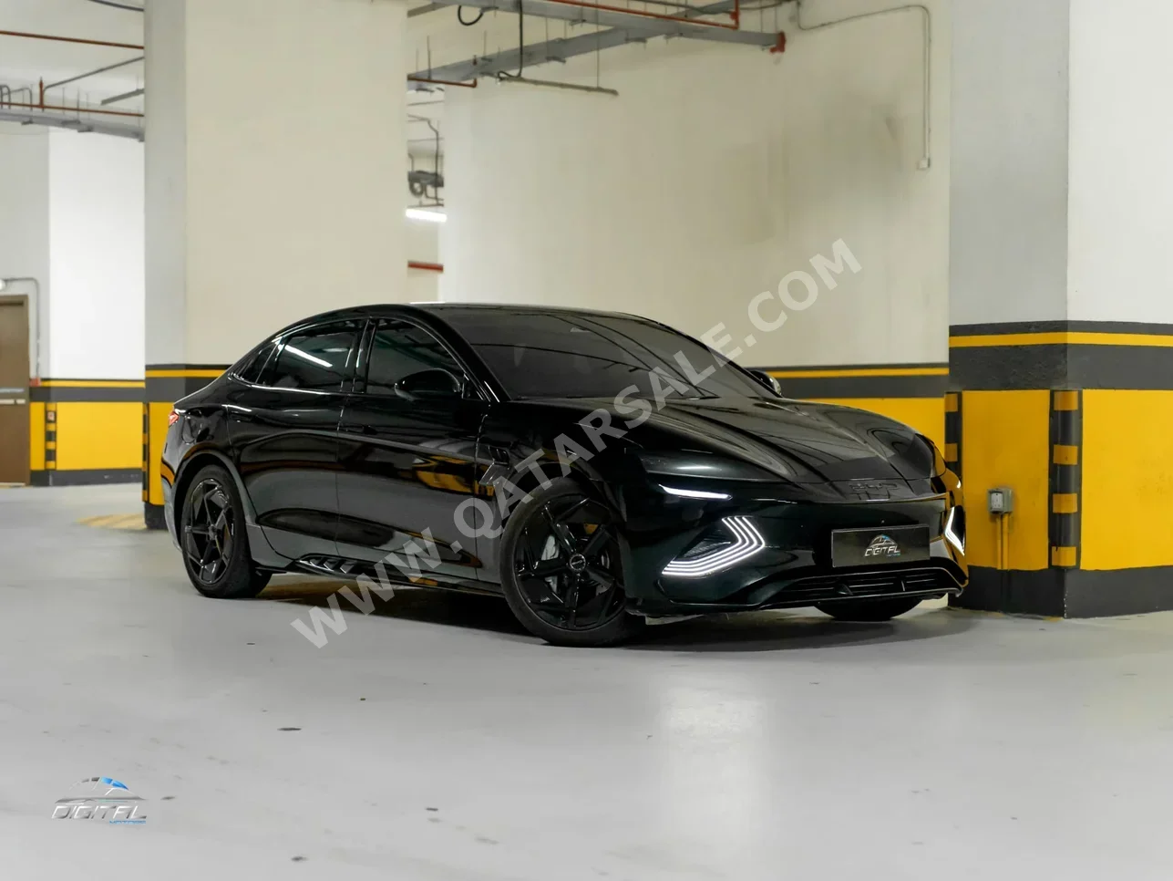 BYD Seal 2025 Automatic 30,000 Km 0 Cylinder All Wheel Drive (AWD) Sedan Black