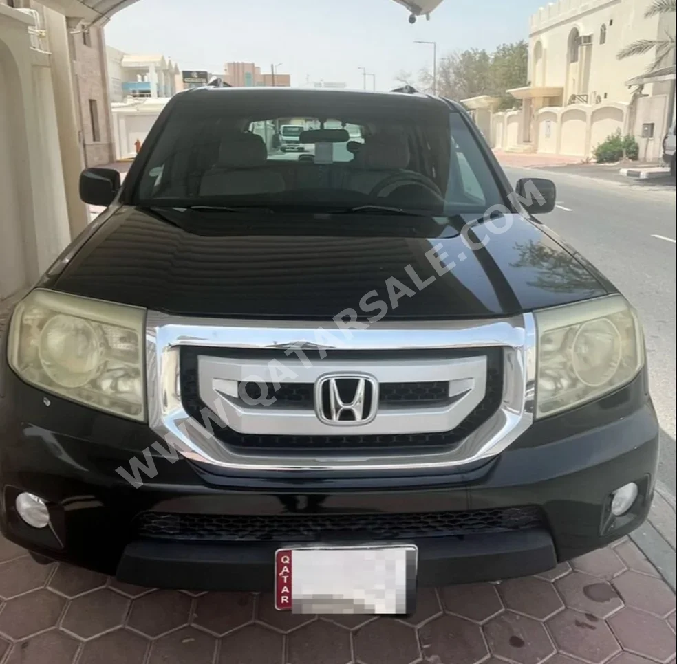 Honda  Pilot  EX  2009  Automatic  194,000 Km  6 Cylinder  Four Wheel Drive (4WD)  SUV  Black