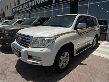 Toyota Land Cruiser VXR 2009 Automatic 349,000 Km 8 Cylinder Four Wheel Drive (4WD) SUV White