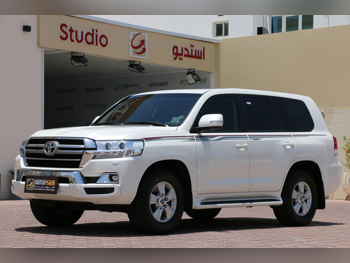 Toyota Land Cruiser GXR 2020 Automatic 253,000 Km 6 Cylinder Four Wheel Drive (4WD) SUV White