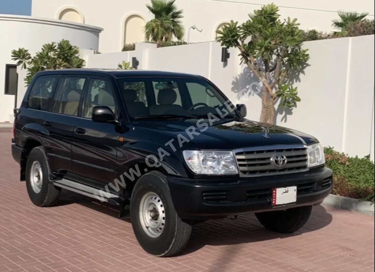 تويوتا  لاند كروزر  جي اكس  2006  عادي  379,373 كم  6 سلندر  دفع رباعي  اس يو في  اسود مطفي