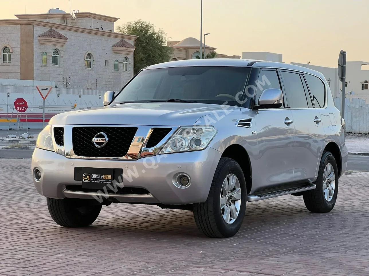 نيسان باترول اس اي 2013 اوتوماتيك 274,000 كم 8 سلندر دفع رباعي اس يو في فضي