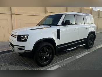 لاند روفر ديفيندر 110 اس اي 2025 اوتوماتيك 22,000 كم 6 سلندر دفع رباعي اس يو في أبيض تحت الضمان