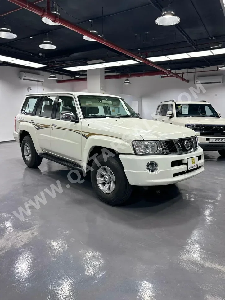 Nissan  Patrol  Super Safari  2008  Manual  354,000 Km  6 Cylinder  Four Wheel Drive (4WD)  SUV  White