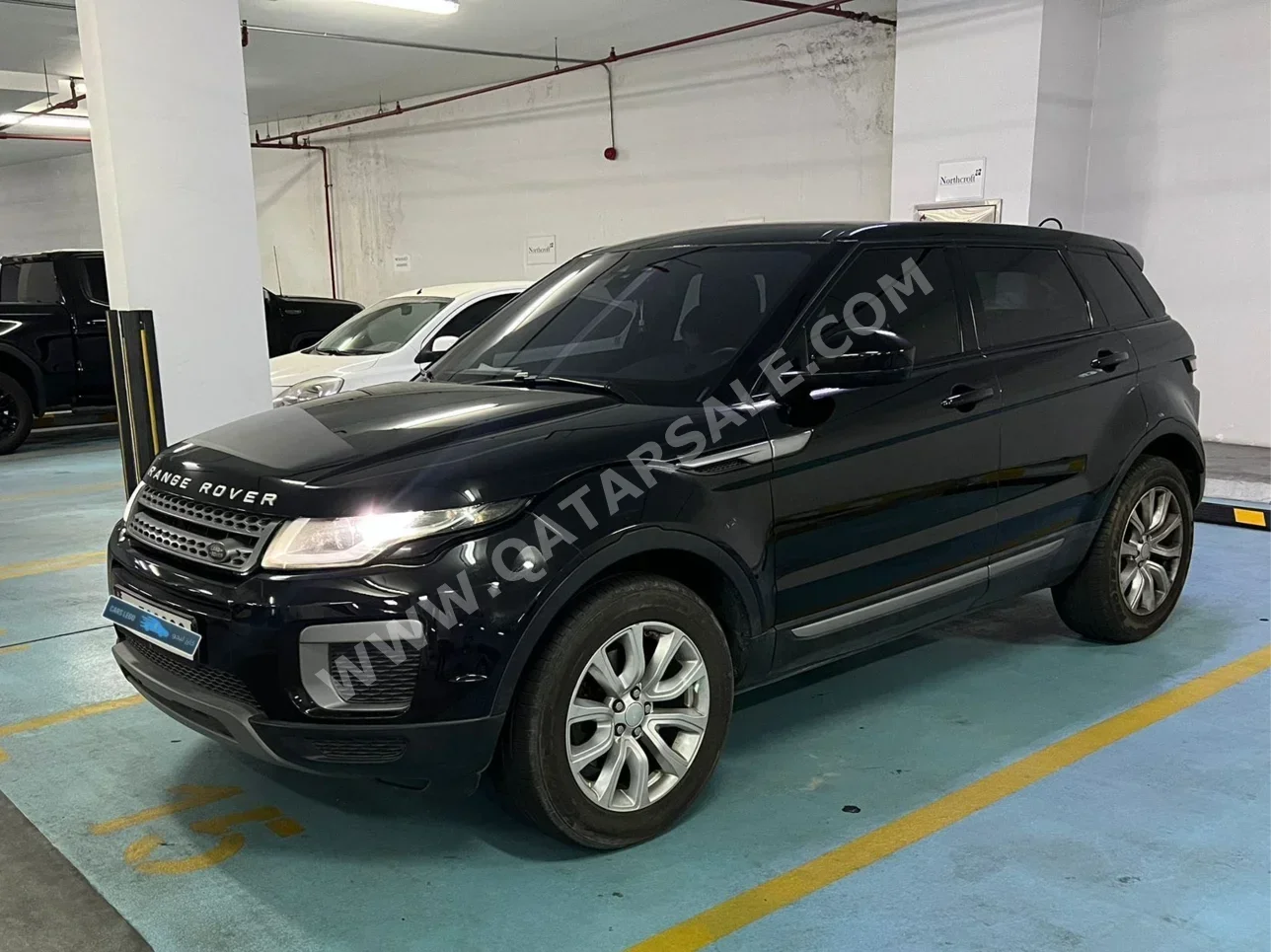 Land Rover  Evoque  2017  Automatic  97,000 Km  4 Cylinder  Four Wheel Drive (4WD)  SUV  Dark Gray