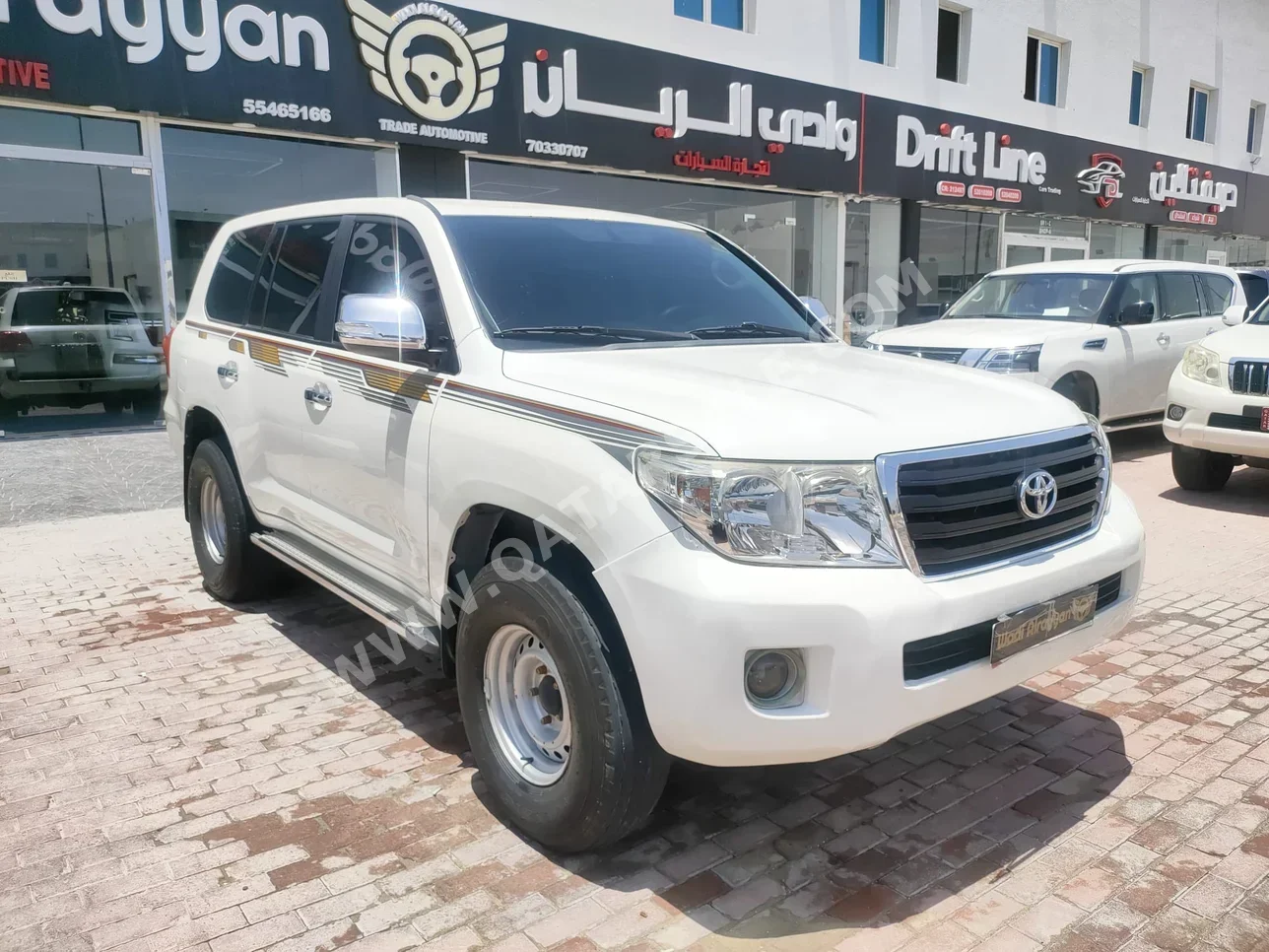 تويوتا  لاند كروزر  جي  2009  عادي  398,000 كم  6 سلندر  دفع رباعي  اس يو في  أبيض
